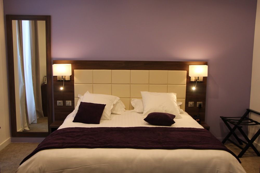 Hotel L'Esturgeon Poissy Kültér fotó